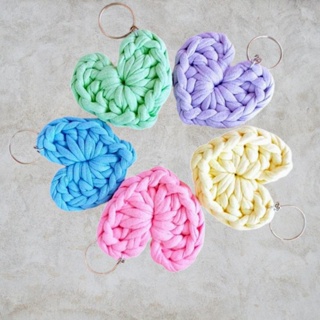 kit com 10,20,30 ou 50 chaveiros de Crochê Fio de Malha, Lembrancinha de aniversário, chá de bebê, acessórios bolsas em Oferta na Shopee
