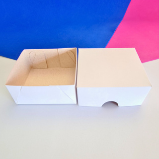 Kit 50 caixas BRANCA 4 doces sem visor 7,5x7,5x3 cm. Embalagem para doces, presentes e artesanatos. em Oferta na Shopee