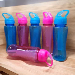 Garrafa Plástica Squeeze Com Tubo Para Gelo (500mL)