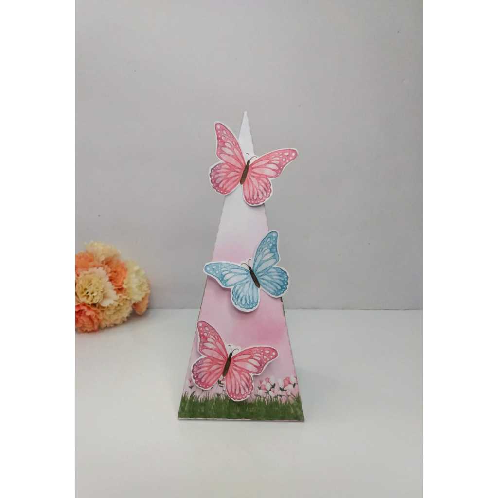 10 Caixas Pirâmide - Lembrancinhas Personalizadas Jardim das Borboletas - Caixinhas Personalizadas - Papelaria Personali