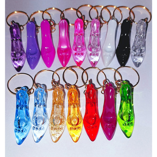 50 Sapatinhos com CHAVEIRO DOURADO, noiva, aniversário, dia das mães, casamento, dia da mulher, princesas, mimo em Oferta na Shopee