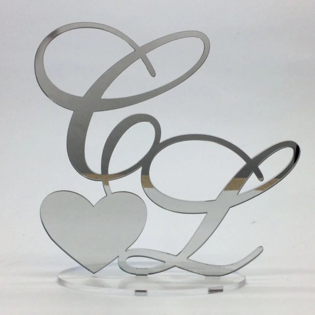 Topo de Bolo Acrílico Iniciais Personalizado Noivado em Oferta na Shopee