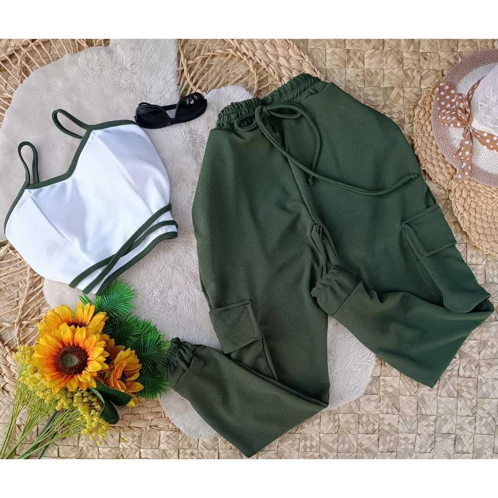 Conjunto Feminino Calça Cargo + Cropped Top com Bojo