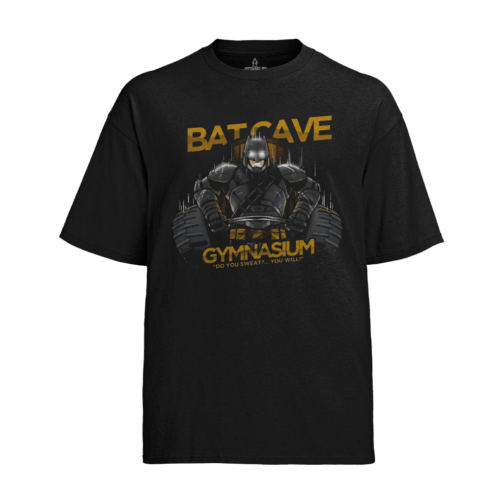 Camiseta Graphic Tee Tshirt Bat Cave Gymnasium Batman