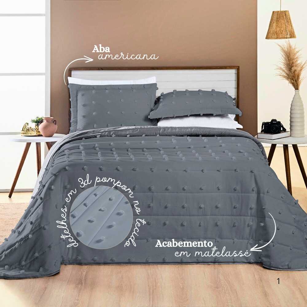 Cobre Leito 3 Peças - Casal\Queen\King - 300 Fios Pecal - Dupla Face - Detalhes em 3d Pompom Poppy - Home & Living