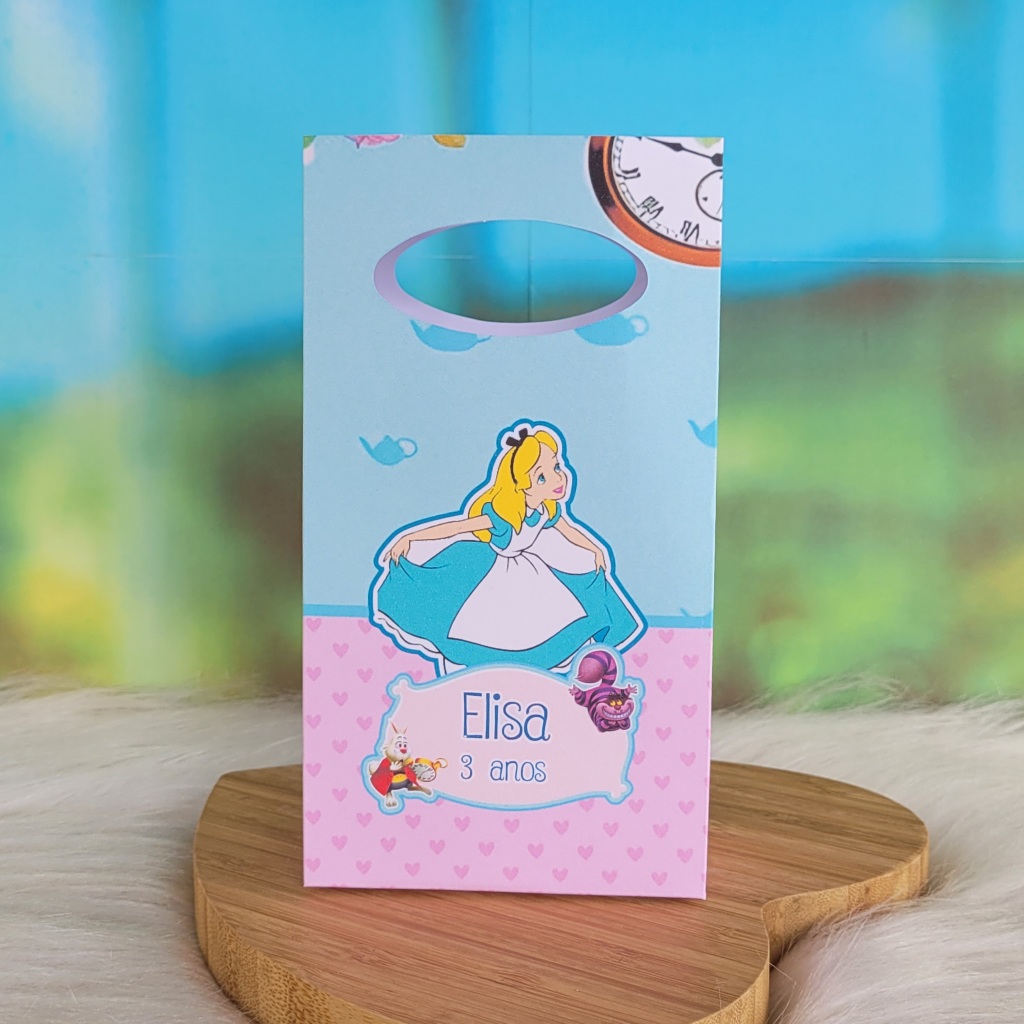 PEGUE E MONTE - Sacolinha Surpresa Personalizada ALICE NO PAÍS DAS MARAVILHAS - Lembrancinha para festa