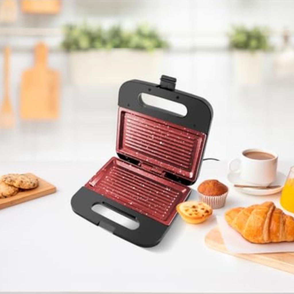 Sanduicheira Grill Britânia Redstone 2 Em 1 Com 750w