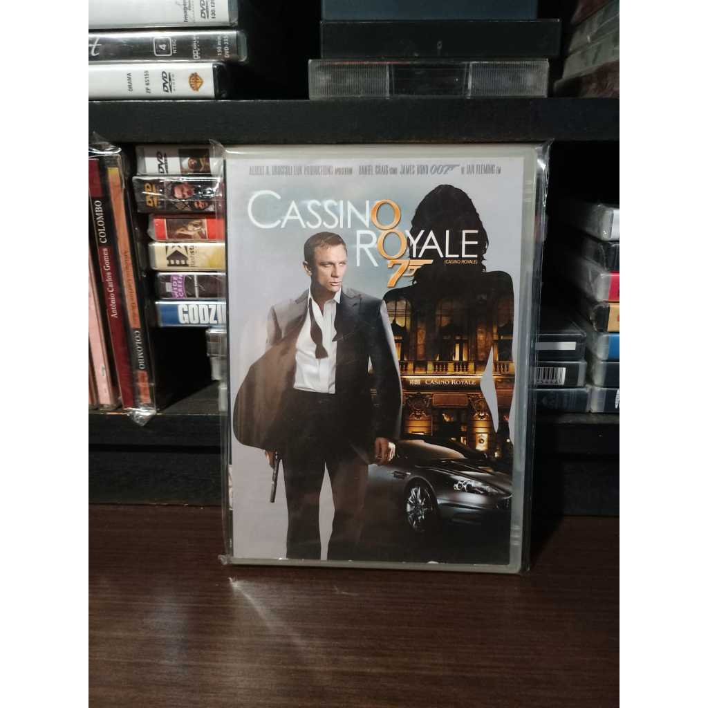 DVD 007 - CASSINO ROYALE (DUBLADO)