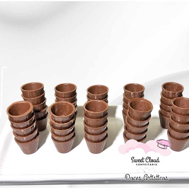50 copinhos de chocolate para festas/ eventos/ casamentos/ 15 anos/ chá de panela - 50 casquinha de chocolate