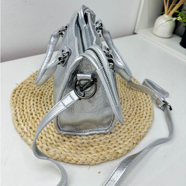 Bolsa Feminina Elegante e estilosa Novidade da Moda punk Adolescente — imagem 2 de 2