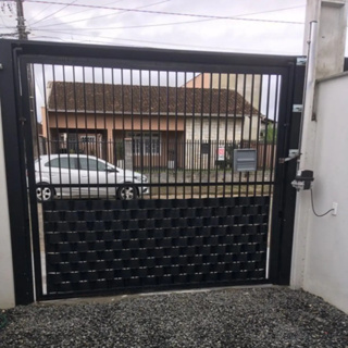 Protetor de Portão Privacidade Fechamento Grade Preto Borda Fina 10cm 50/40/30/25/20/10m em Oferta na Shopee