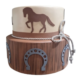 Bolo fake Country / Cavalo / Sertanejo / Menina Boiadeira em Oferta na Shopee