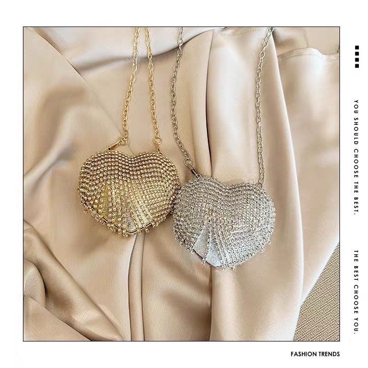 Bolsa de Strass em Formato de Coração com Franjas – Luxuosa e Brilhante WT-67/68