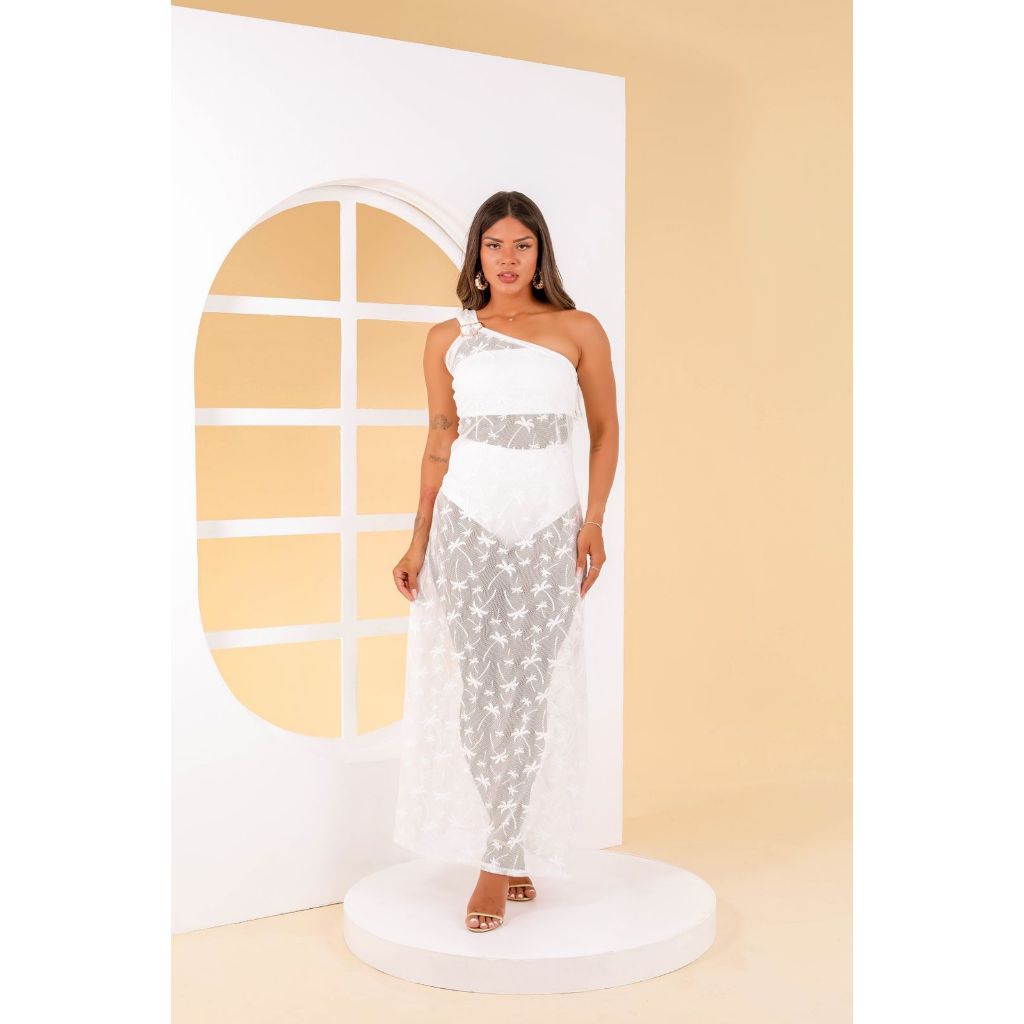 CONJUNTO 3 PEÇAS 📌 TAMANHO ÚNICO > VESTE: P = 36/38 ao G = 42 📌 Tecido: TULE TRABALHADO E SUEDE