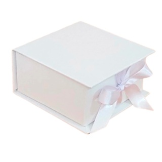 Caixa Cartonada 11x11x5cm Branca com Fecho de Fita de Cetim em Oferta na Shopee