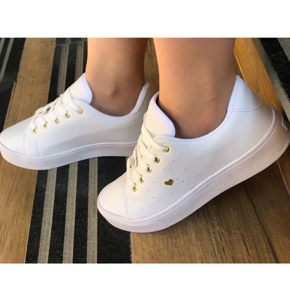 TENIS FEMININO CASUAL  CORAÇAO MAIS VENDIDO em Oferta na Shopee