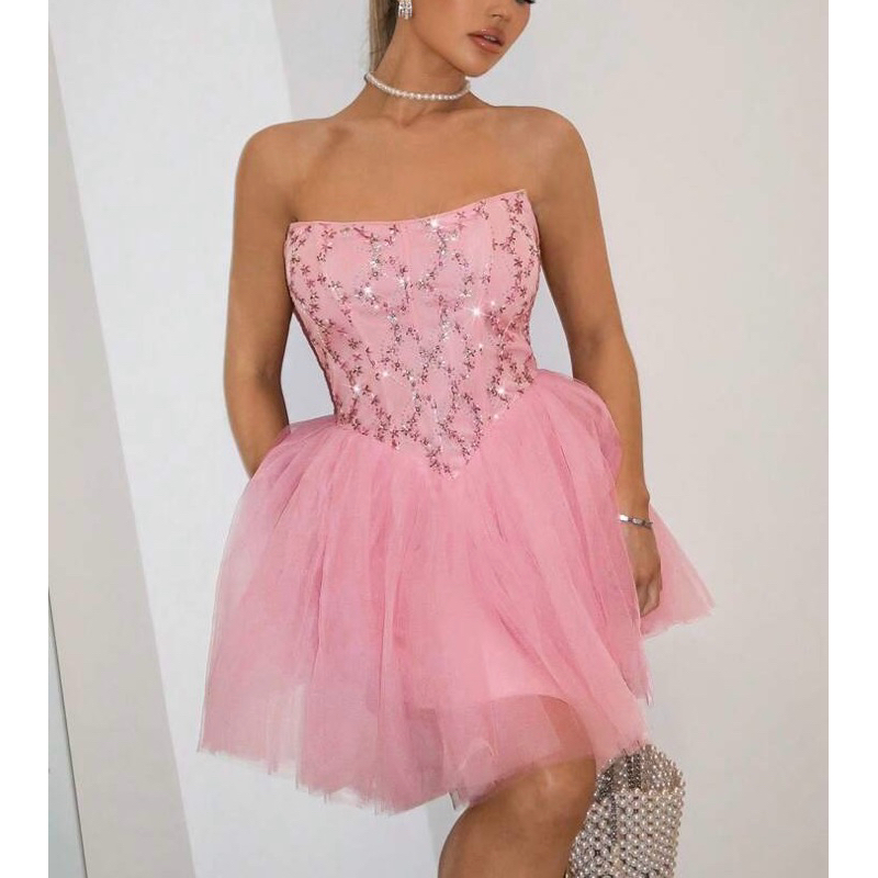 Vestido Curto Rodado Tule Paetê Brilho Festa Debutante 15 anos Formatura Ensaio Fotográfico Princesa Rosa Lilás D031