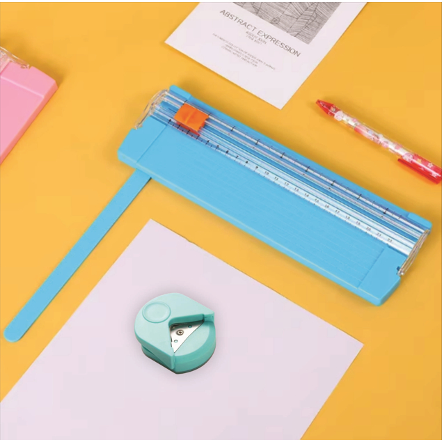 Kit Guilhotina Portátil Cortador De Papel A5 + Mini Arredondador de Canto de Folhas em Oferta na Shopee