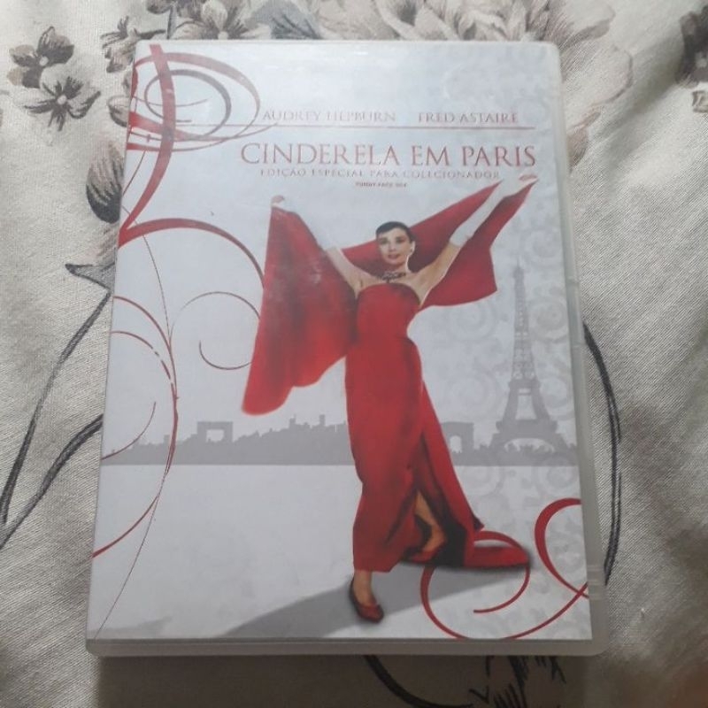 Cinderela em Paris dvd Audrey Hepburn Fred Astaire remaster