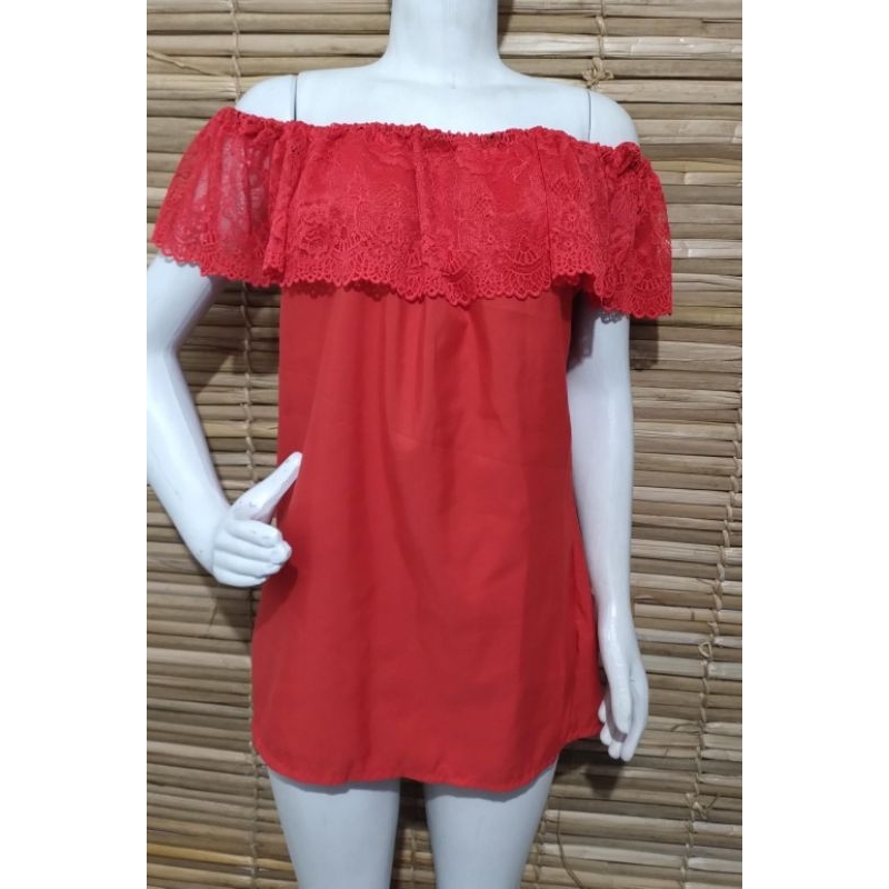 Bata Ciganinha com babado em renda Umbanda e Candomblé