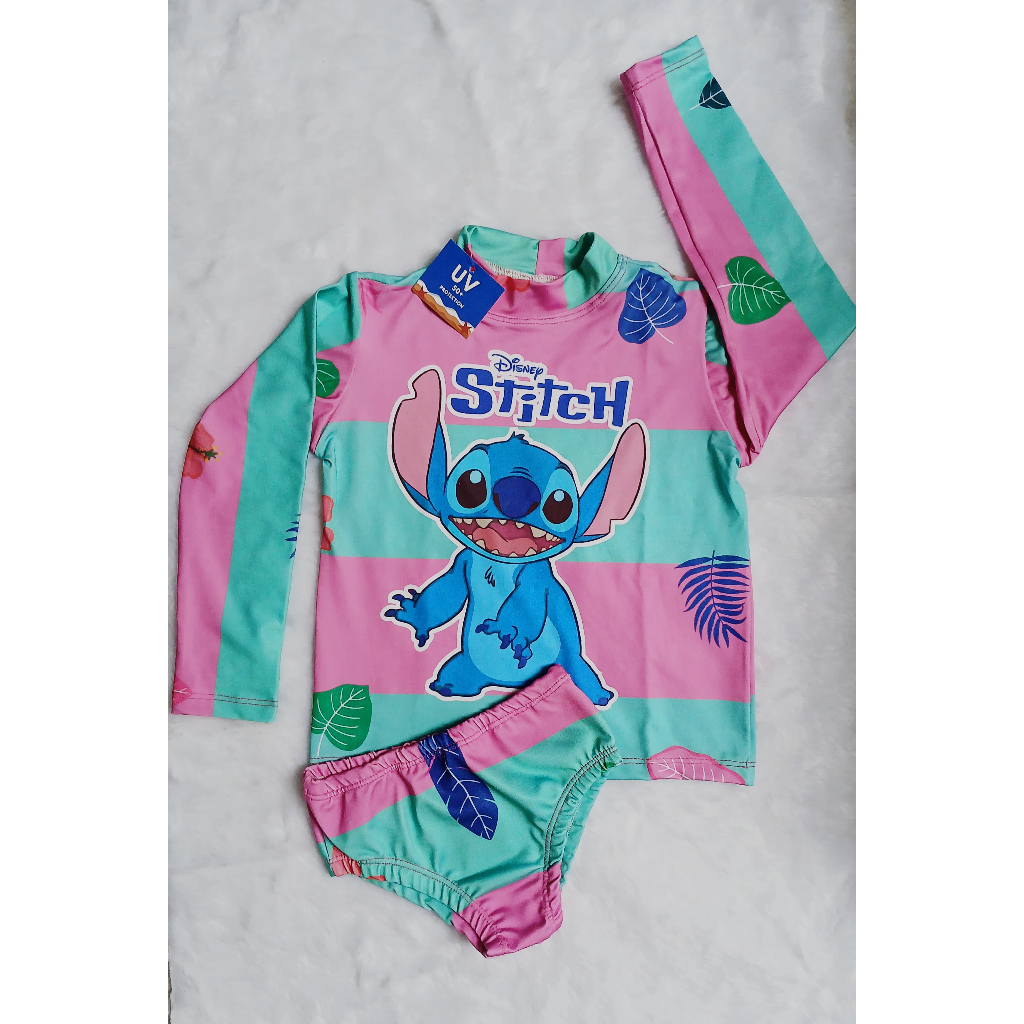 Conjunto Roupa de banho Infantil menina Biquíni e Blusão Proteção UV temáticas Stitch e Barbie
