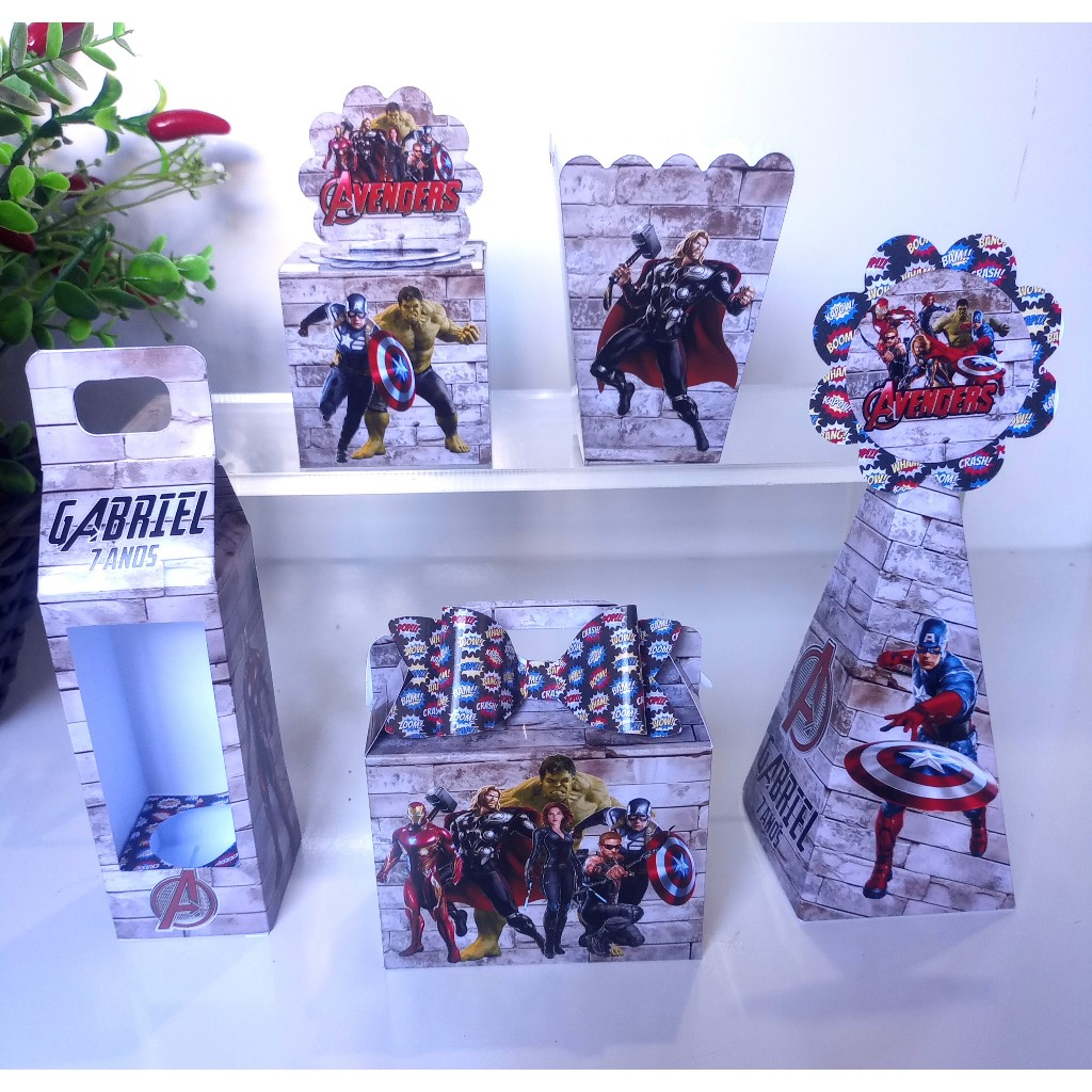 KIT FESTA PERSONALIZADO PARA LEMBRANCINHA DE ANIVERSÁRIO HERÓIS/AVENGERS/VINGADORES. CAIXINHAS PARA FESTA.