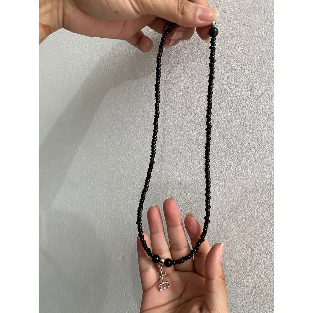 Chocker Cristal Preto com Pingente Pomba Gira Chocker Exu Umbanda Candomble Quimbanda Tridente