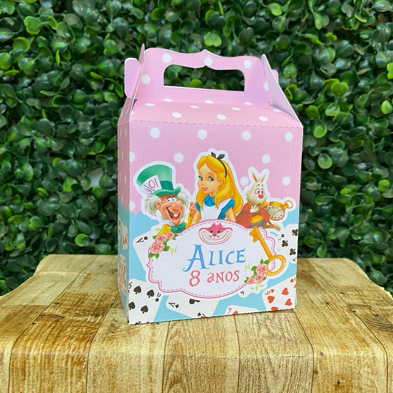 Caixa Maleta Surpresa Alice no País das Maravilhas | Lembrancinhas | Personalizados | Lancheirinha | Sacolinha