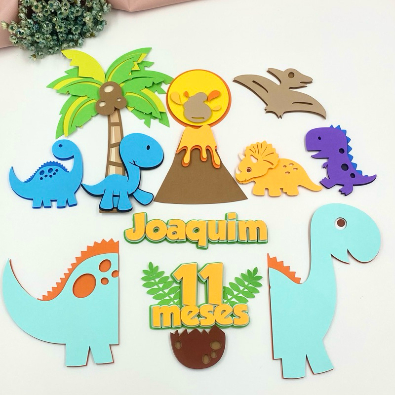 Topo topper de Bolo Dinossauro / Decoração para bolo dinossauro / Aniversário Dinossauro / Mesversário Dinossauro