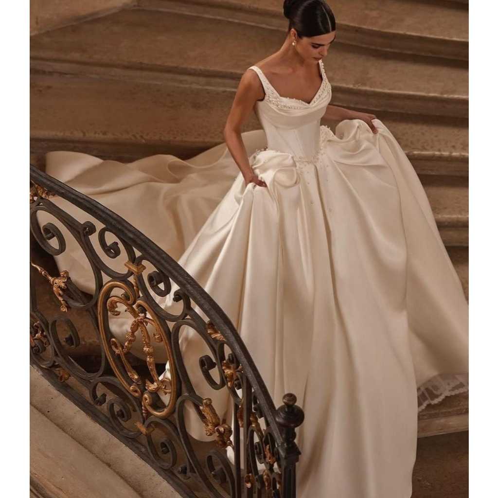 Vestido de noiva com alças modelo Amina