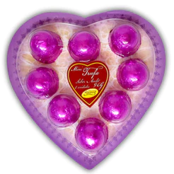 Mini Trufa Sabor Avelã Blister Coração 8 Unidades 96g Chocolates Siareg Caixa