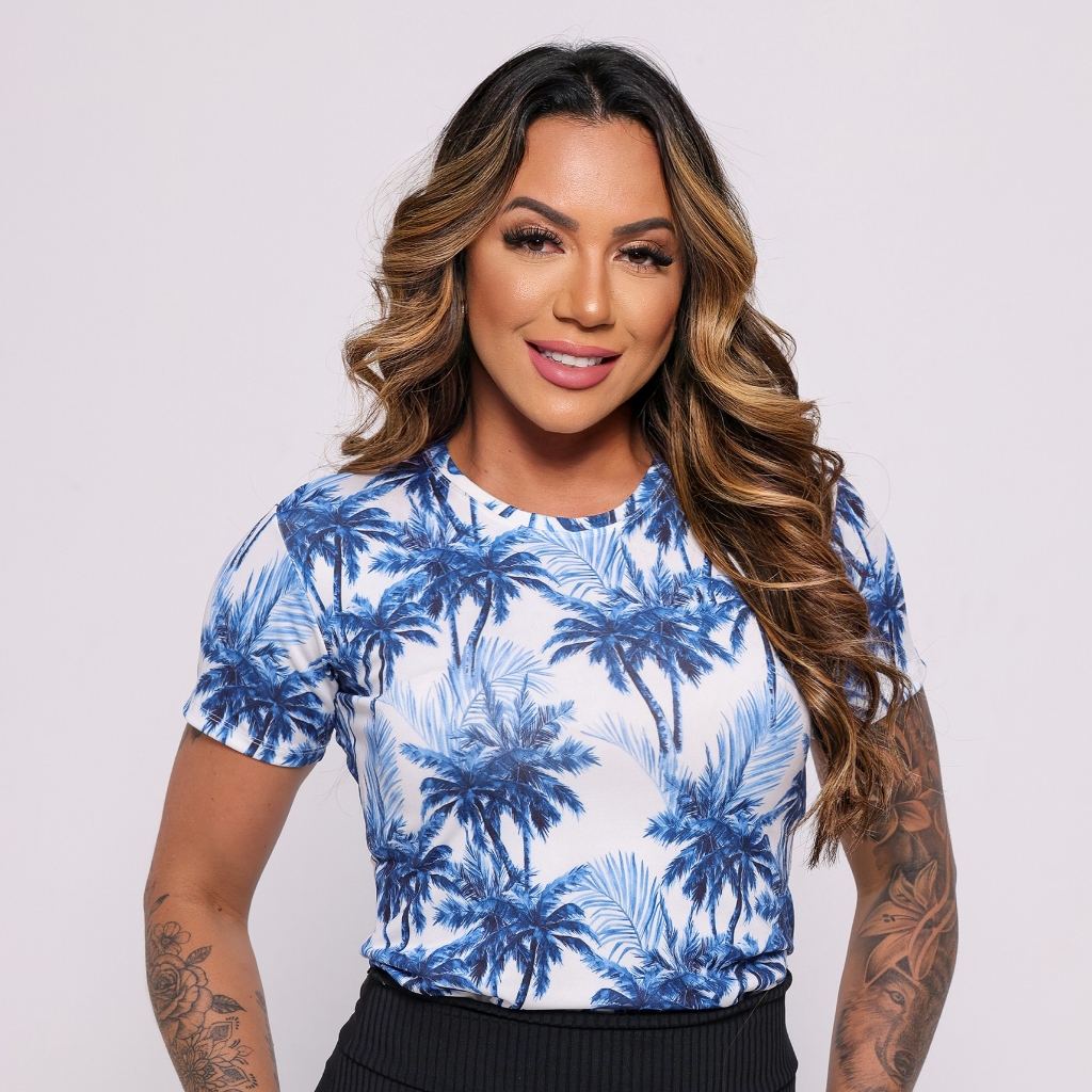 Blusa Tshirt Feminina - Coqueiro e Folhas Azul em Oferta na Shopee