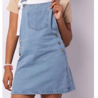 SALOPETE VESTIDO 👗 ESTILO JARDINEIRA JEANS 😍LAVAGEM CLARA em Oferta na Shopee