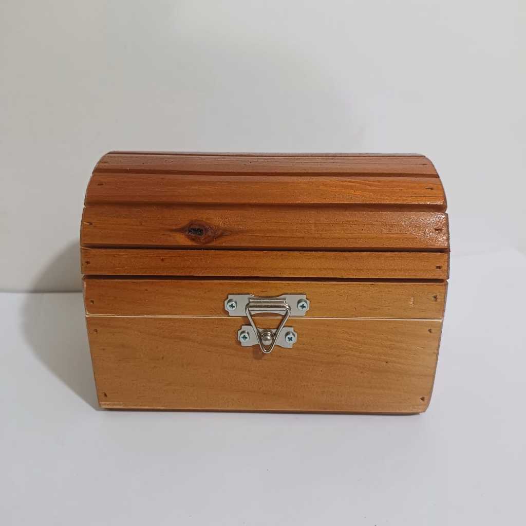 Mini baú de madeira pinus envernizado imbuia fecho toP ENVIO IMEDIATO FMS MadeirArtt