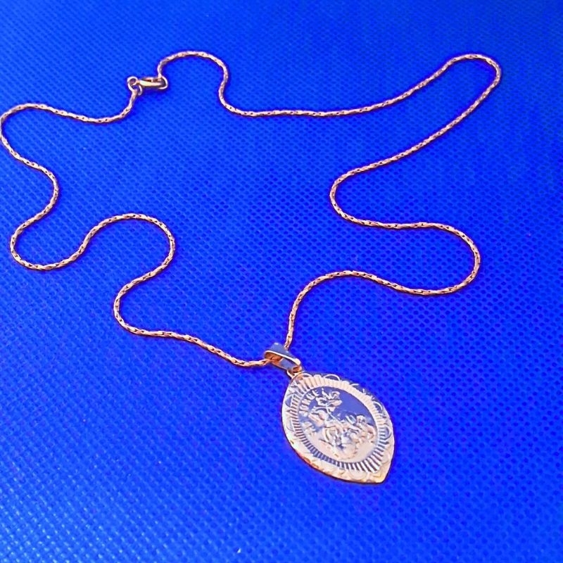Colar com pigente de São Jorge  banhado a ouro 18k