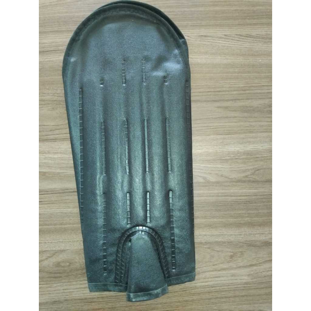 PERNEIRA 5 TALAS LONGAS COM VELCRO E ENGATE RAPIDO, com proteção no joelho.