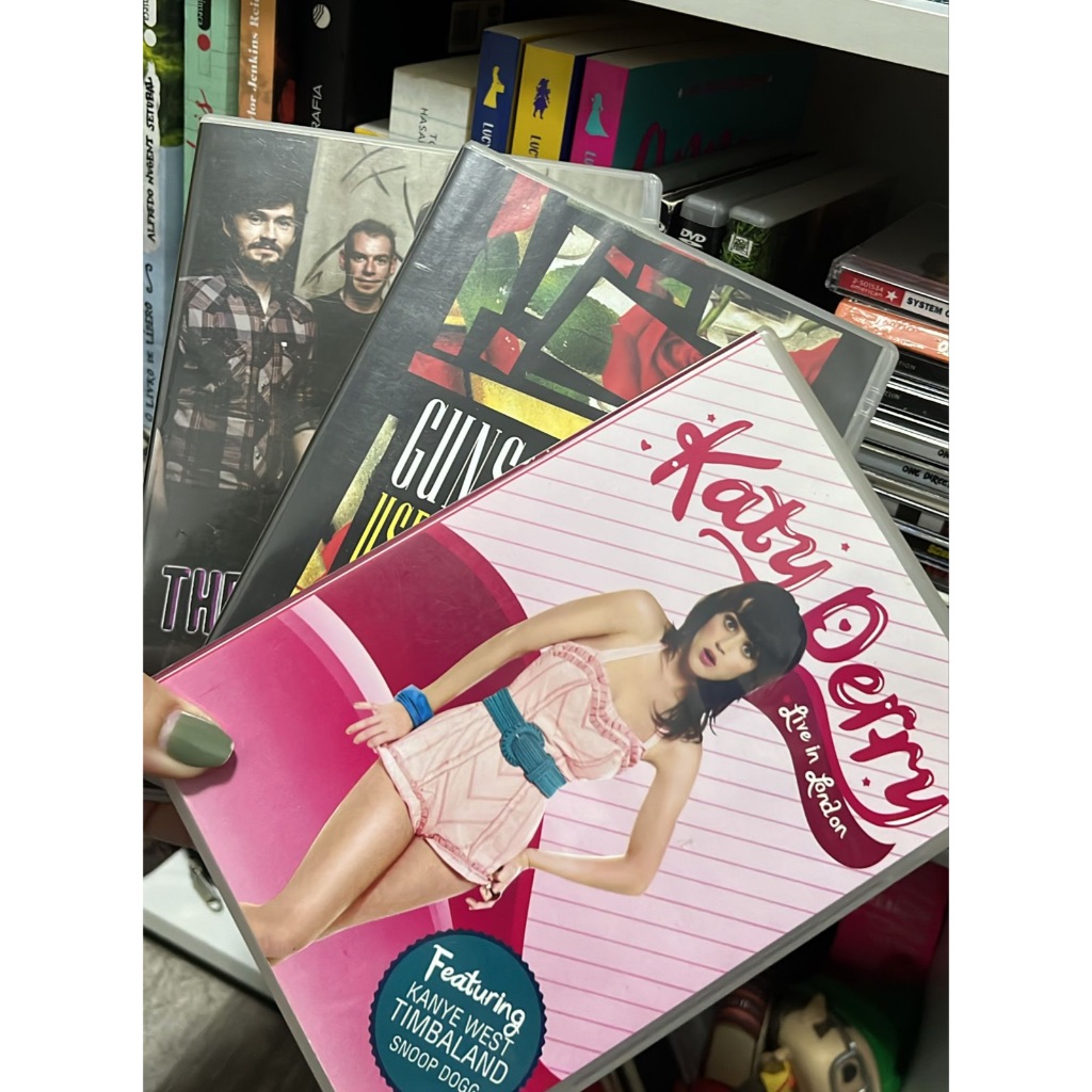 DESAPEGO DVD VÁRIADOS - USADOS E SEMINOVOS / KATY PERRY / GUNS N ROSES / BREAKING BAD
