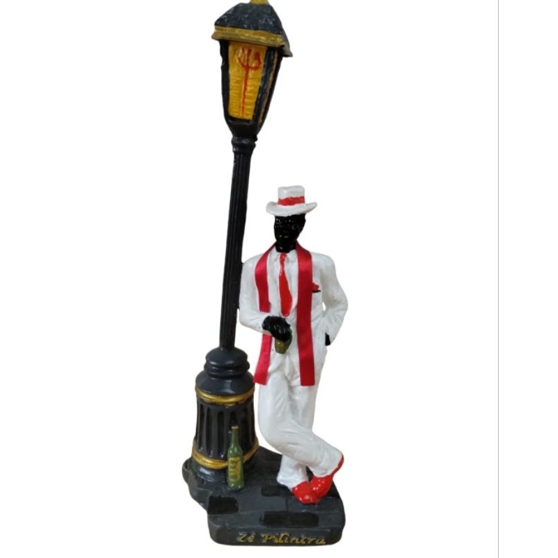 Imagem Zé Pilintra malandro com poste resina umbanda candomblé religião