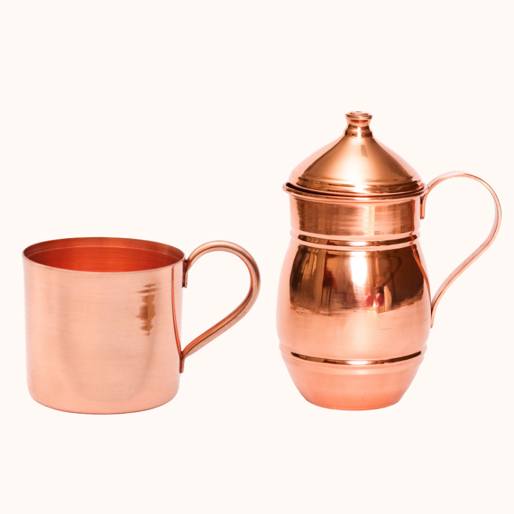 Conjunto ayurveda jarra de cobre puro 700 ml + caneca ce cobre puro 350ml