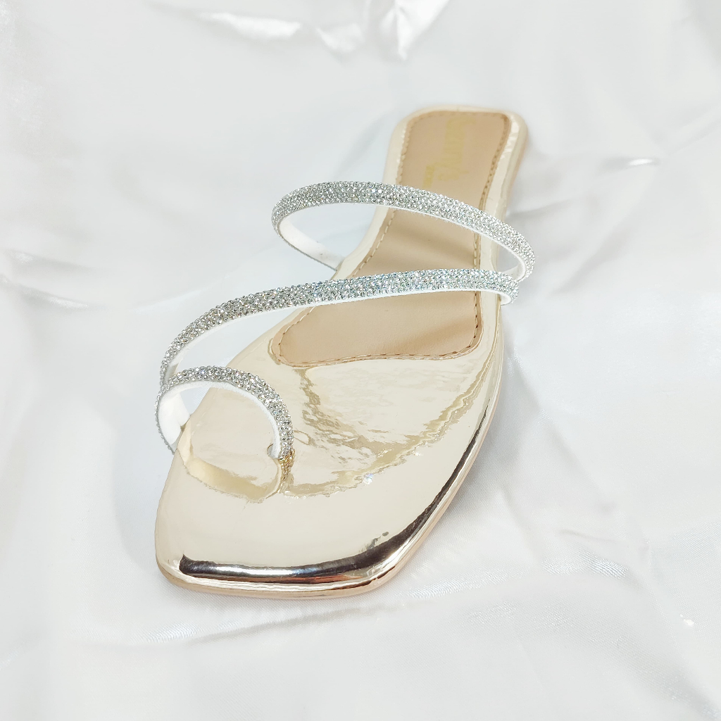 Sandália Feminina Brilho Dourado Rasteirinha Strass Tendência Pedraria Glitter Chinelo Elegante