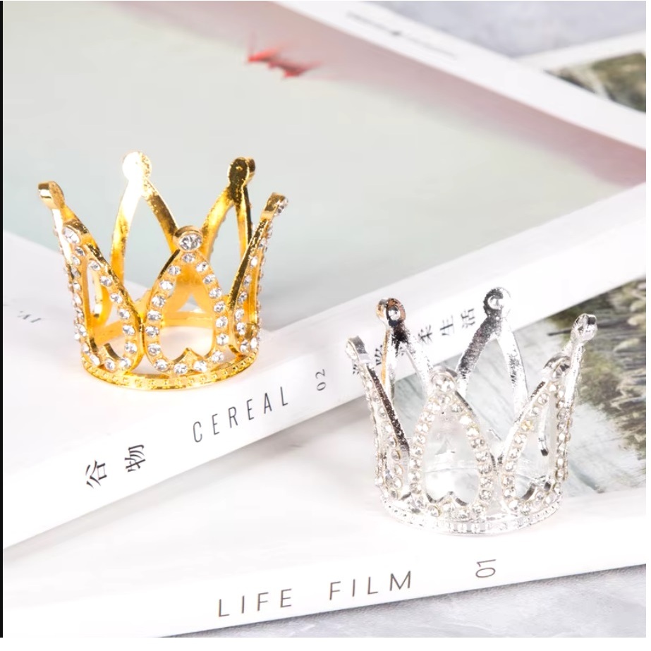 Coroa TAMANHO PEQUENO 3.5CM Decorativa Fotos Nail Design Manicure Lembranças - SQ6072 em Oferta na Shopee