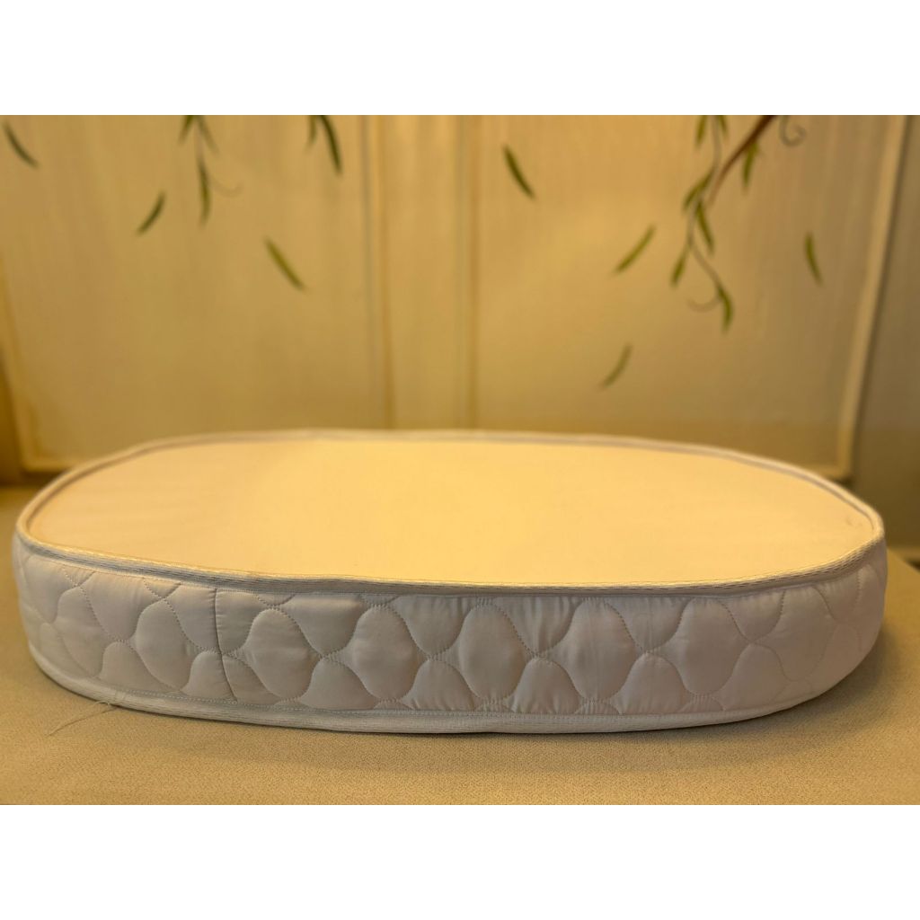 COLCHÃO D18 COM UM LADO IMPERMEÁVEL PARA BERÇO MOISÉS 78X48