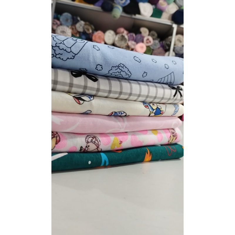 LOTE 1kg RETALHOS MALHA DE ALGODÃO ESTAMPADA