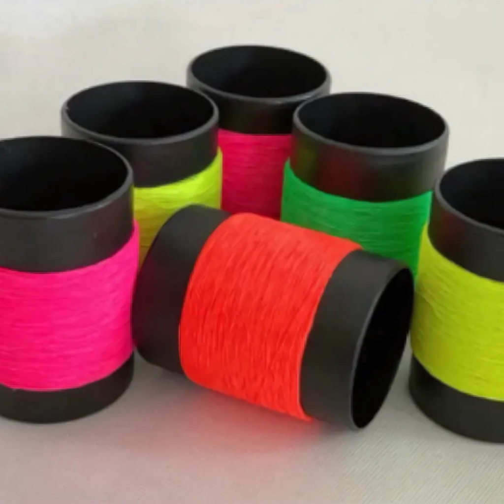 Kit Lata + Linha Pipa Fio 10 Super Resistente para Pipas, Raias, Peixinhos, flechinha e papagaios 100 Jardas  - Tubete