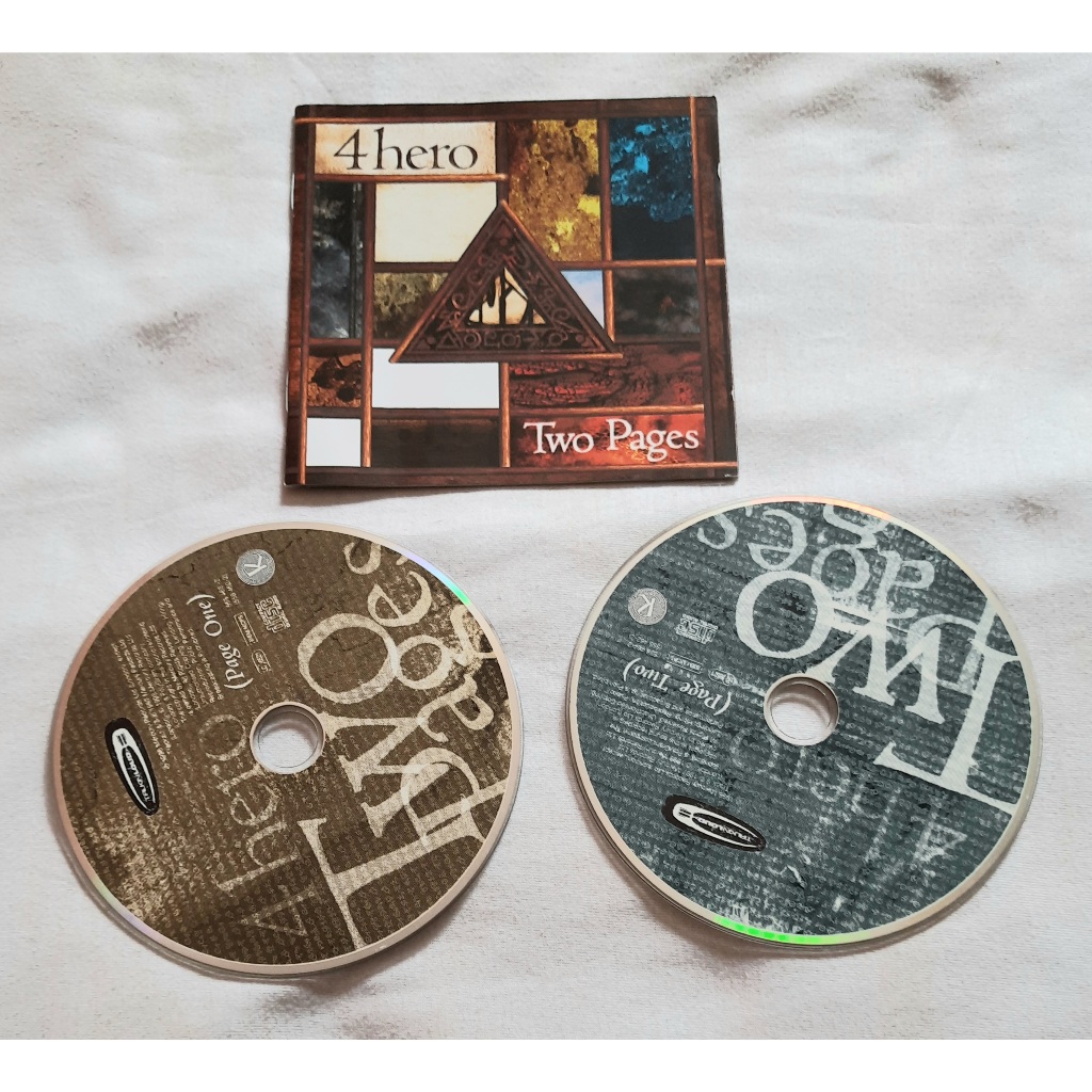 Cd 4 Hero Two Pages (sem Contra Capa)
