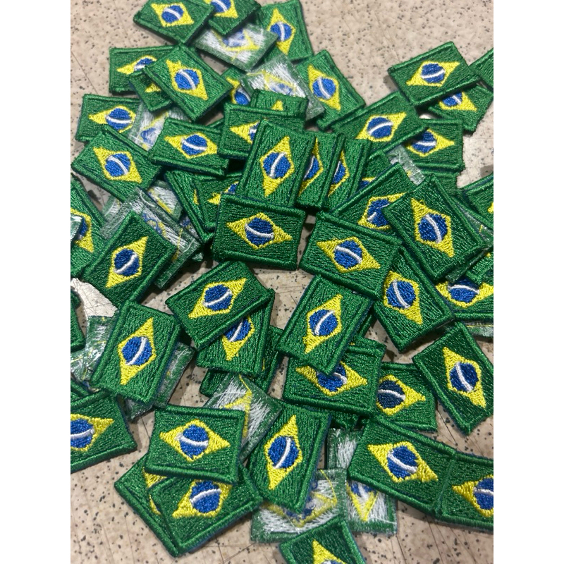Kit mini bandeira Brasil bordada com termocolante 20 unidades em Oferta na Shopee