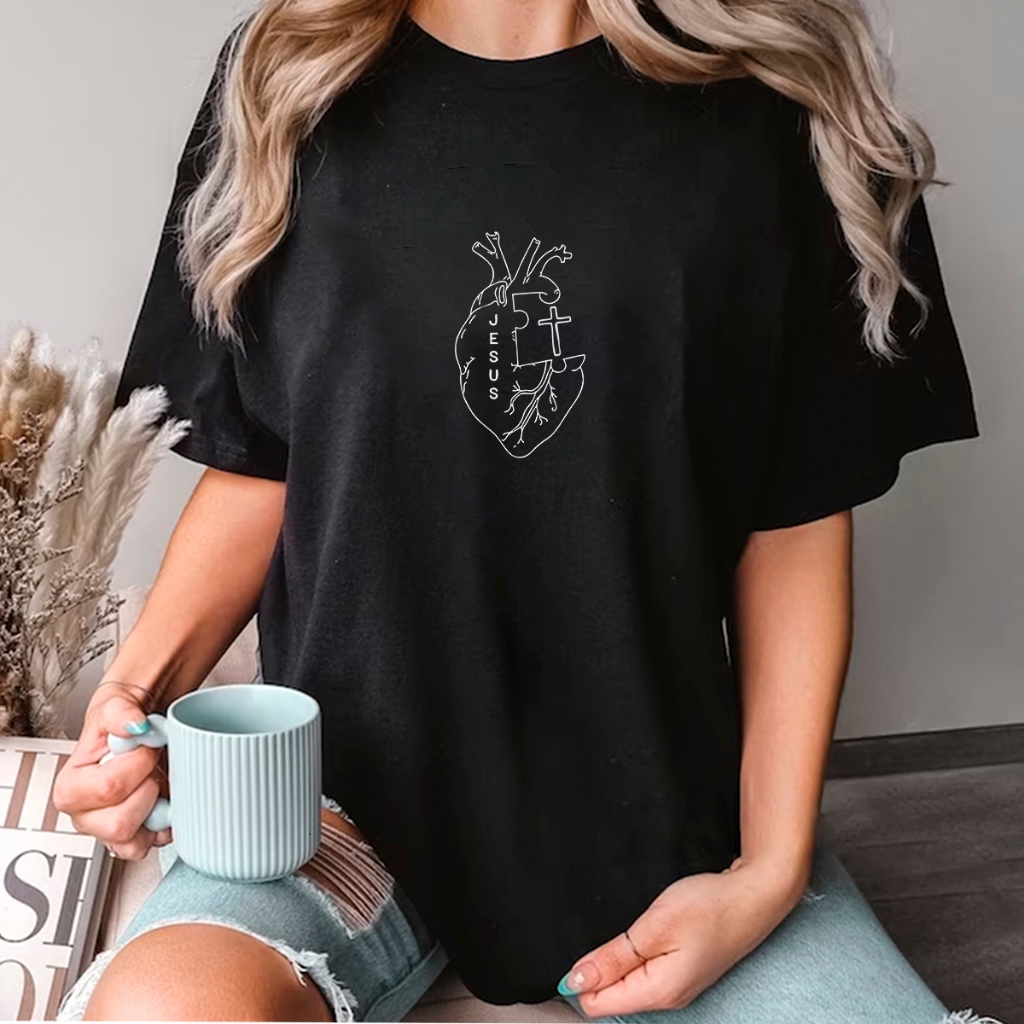 Camiseta Gospel Feminina Estampada Jesus Coração Cristã Religiosa Várias Cores Oversized ou T-shirt