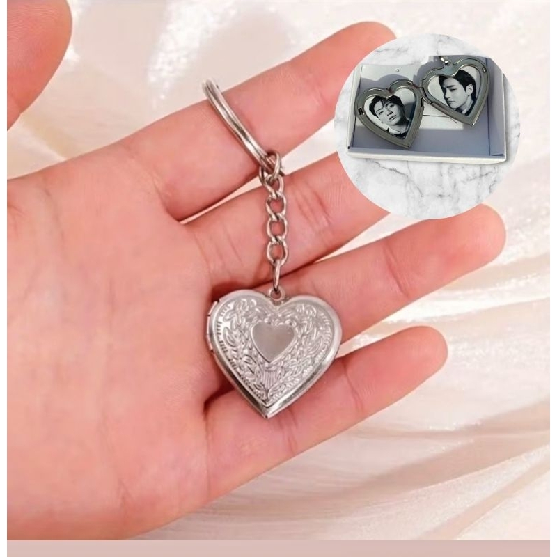 Chaveiro Em Aço Inoxidável Personalizado  Relicário Para Foto Com Pingente De Coração Que Abre Caixa De Foto Bts Army