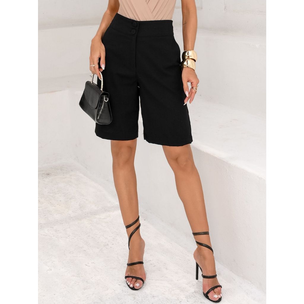 Bermuda de Linho Feminina com Bolsos e Botões Design moderno