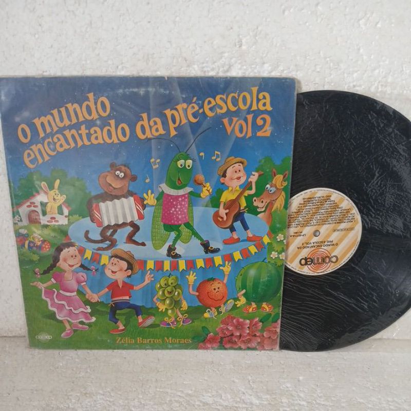 lp  Zelia Barros Moraes  - o mundo encantado da pré escola  vol 2 - disco de vinil